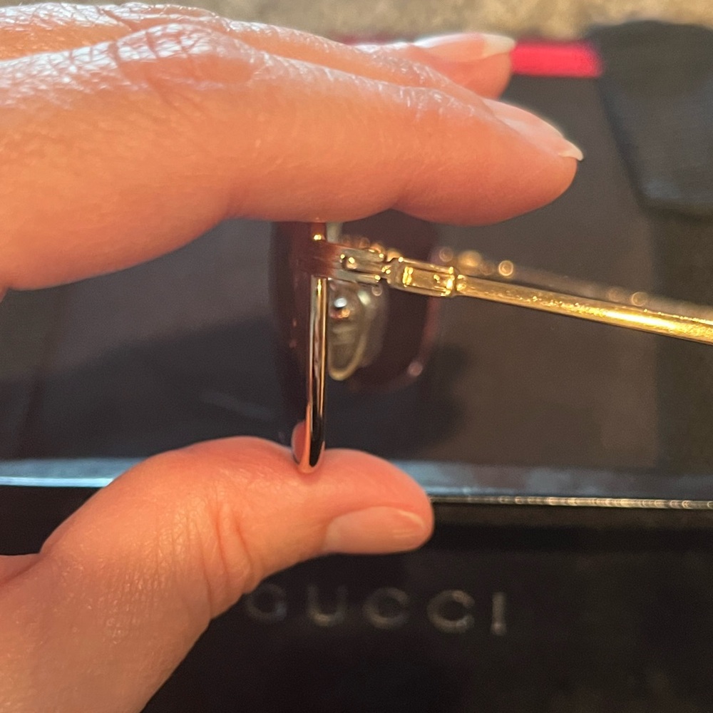 Gucci Aviator Sunglasses W/ Case - Unisex - Picture 5 of 8